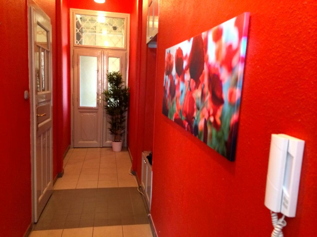 Budget Apartment By Hi5 - Oktober 6 Str 4 Budapest Luaran gambar