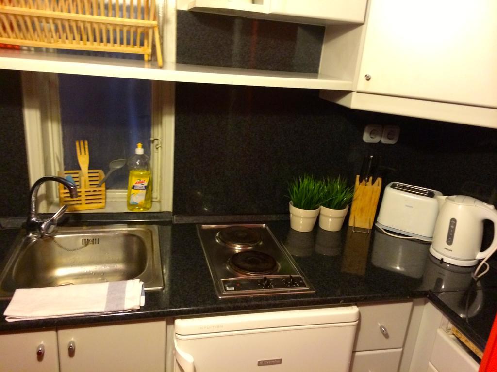 Budget Apartment By Hi5 - Oktober 6 Str 4 Budapest Luaran gambar
