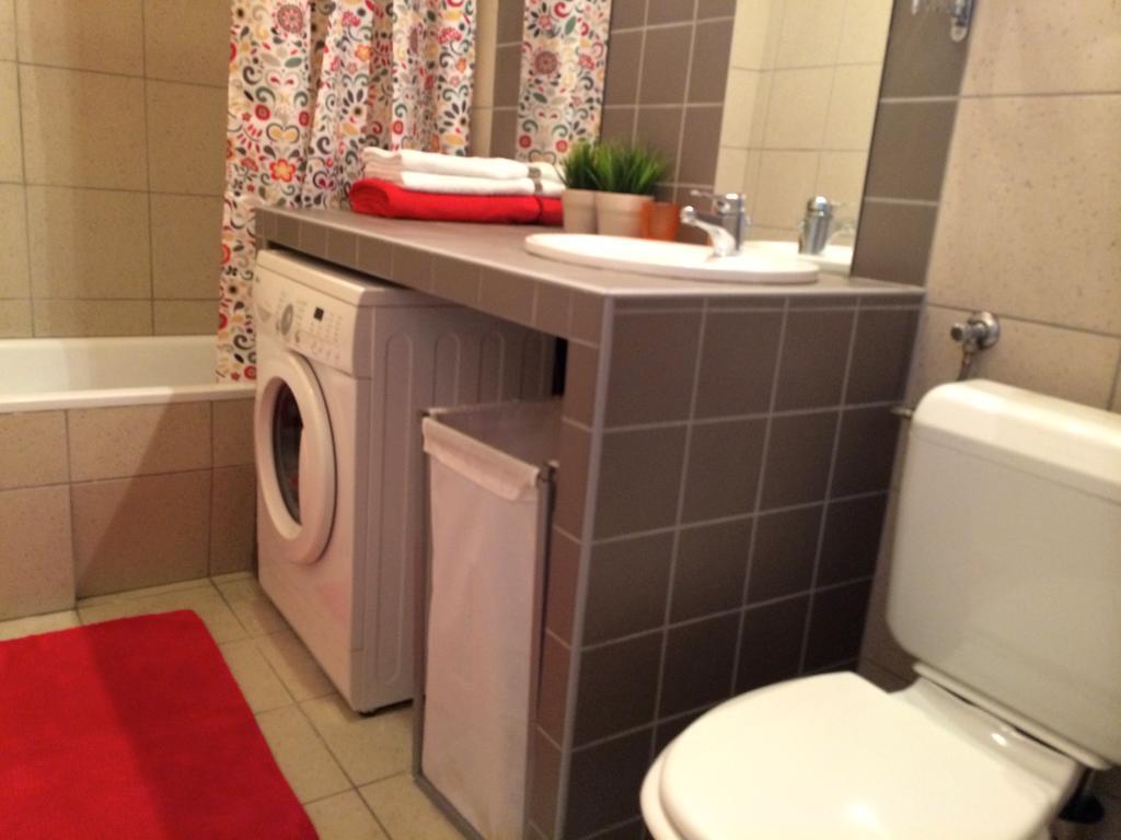 Budget Apartment By Hi5 - Oktober 6 Str 4 Budapest Luaran gambar