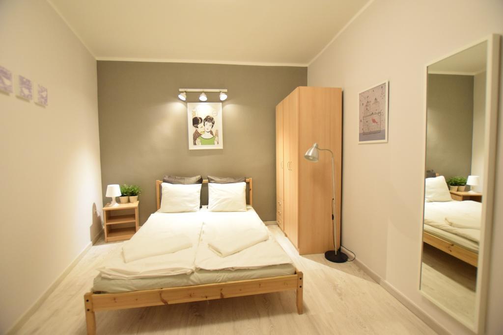 Budget Apartment By Hi5 - Oktober 6 Str 4 Budapest Luaran gambar