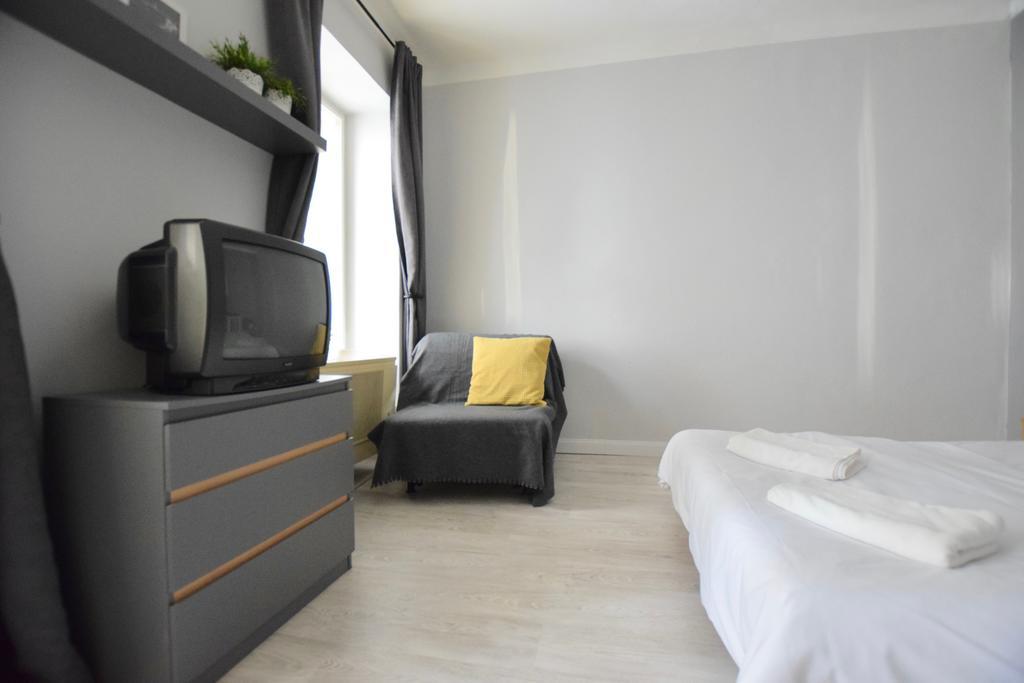 Budget Apartment By Hi5 - Oktober 6 Str 4 Budapest Luaran gambar
