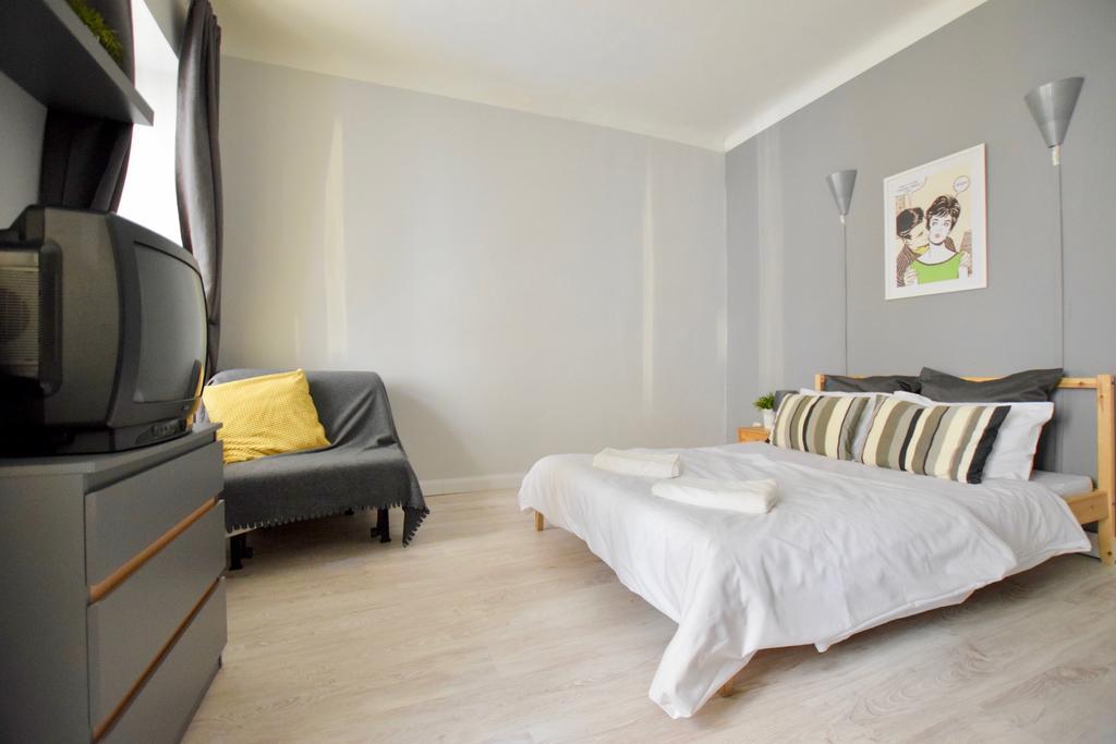 Budget Apartment By Hi5 - Oktober 6 Str 4 Budapest Luaran gambar