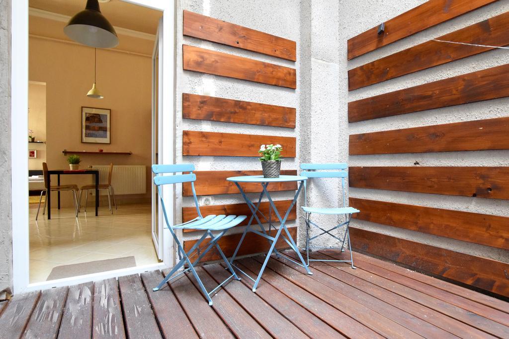 Budget Apartment By Hi5 - Oktober 6 Str 4 Budapest Luaran gambar